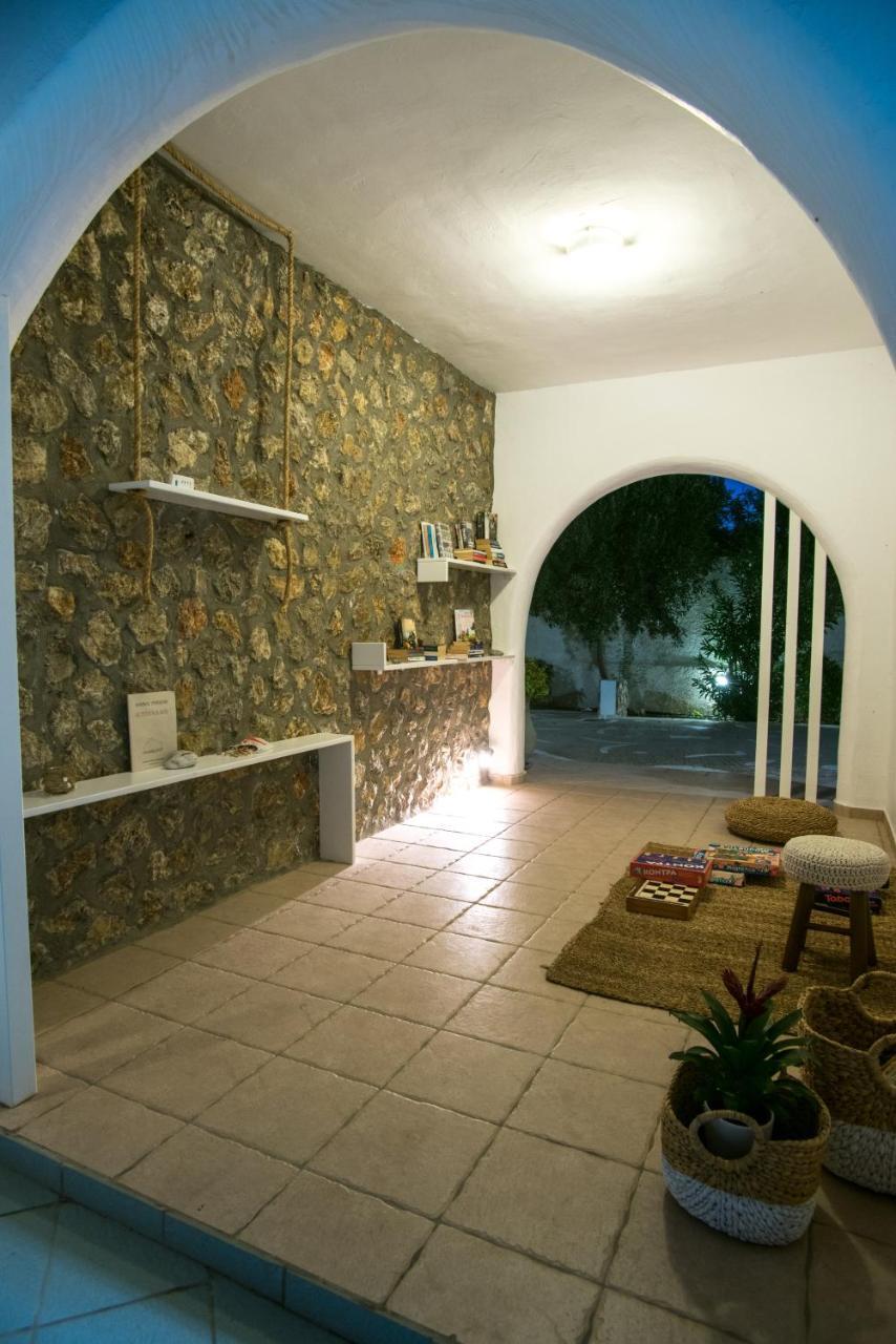 Mouras Resort Livadi  Esterno foto