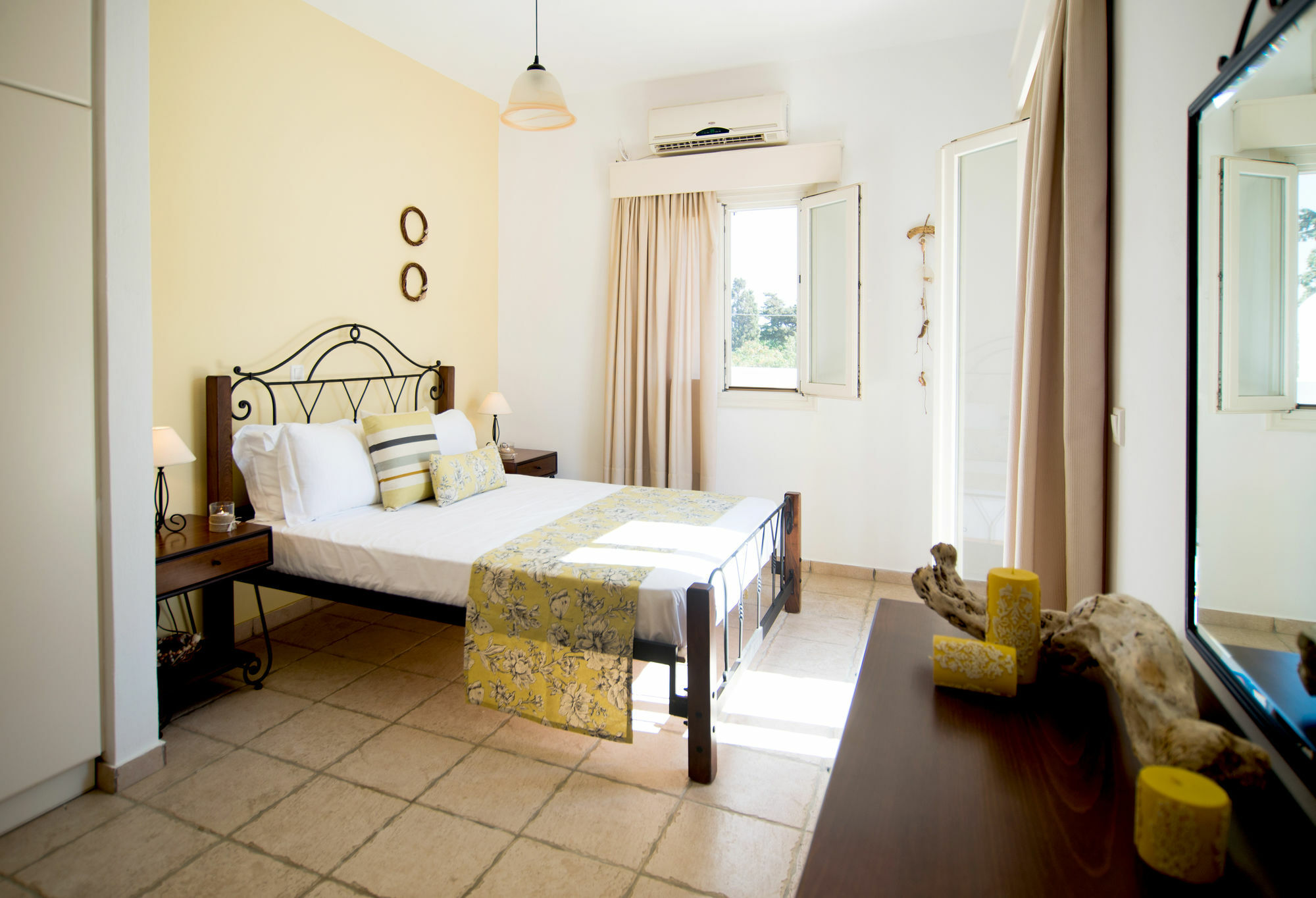 Mouras Resort Livadi  Esterno foto